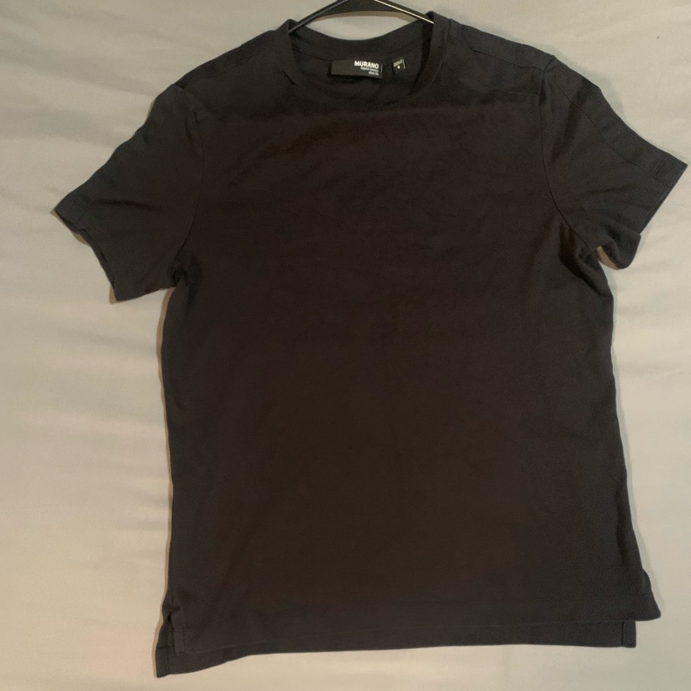 Murano liquid luxury slim fit small T shirt black